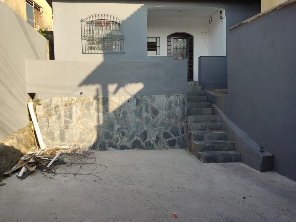 Imagem Casa com 3 Quartos à Venda, 120 m² em Europa - Belo Horizonte Imagem Casa com 3 Quartos à Venda, 120 m² em Europa - Belo Horizonte