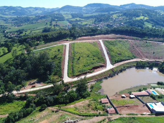 Terreno à Venda, 600 m² em centro - Toledo