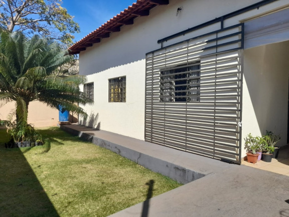 Imagem Casa com 3 Quartos à Venda, 170 m² em Setor Faiçalville - Goiânia Imagem Casa com 3 Quartos à Venda, 170 m² em Setor Faiçalville - Goiânia