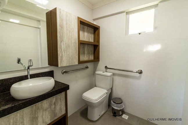 Imagem Apartamento com 3 Quartos à Venda, 90 m² em Meia Praia - Itapema