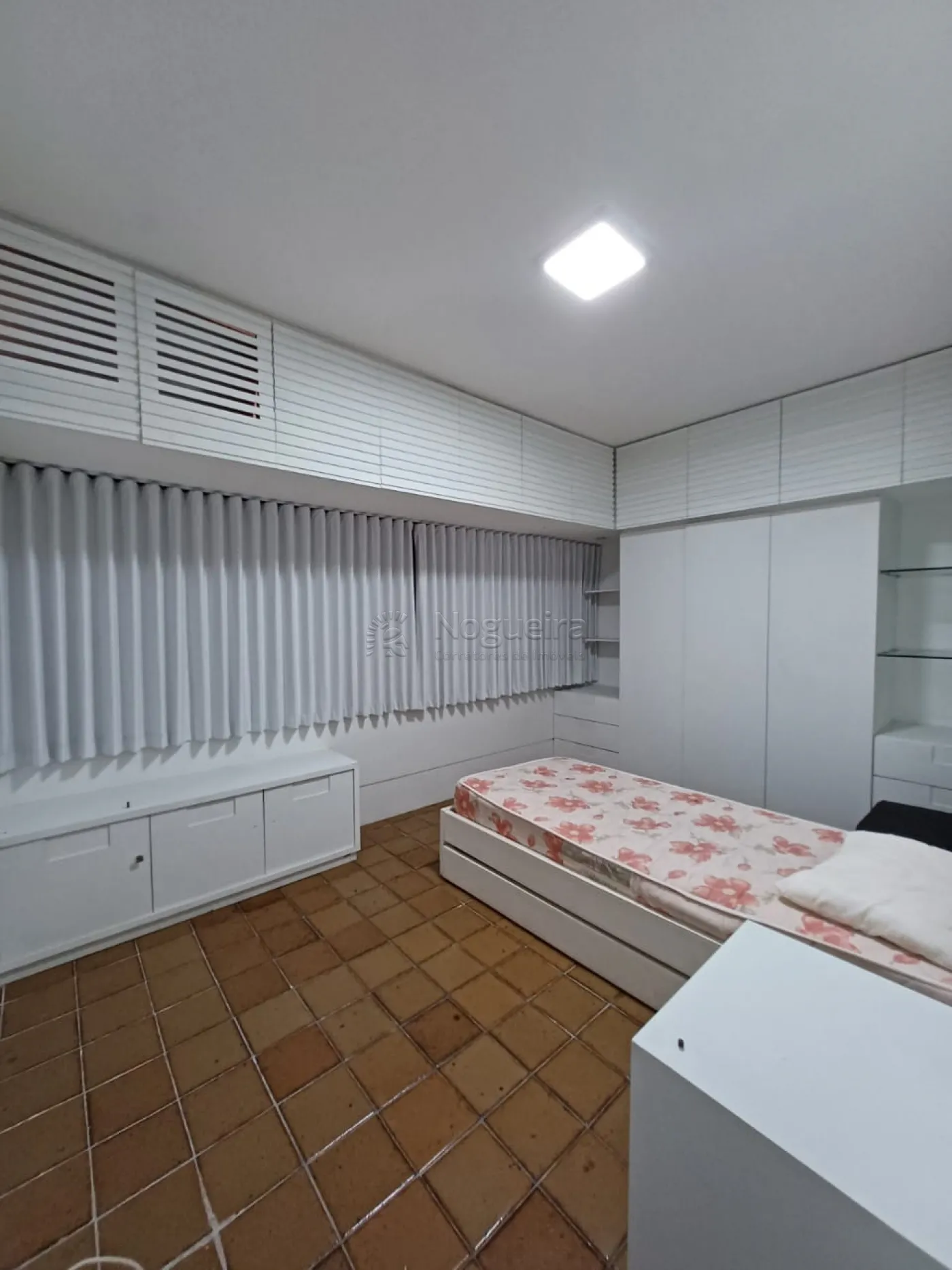 Imagem Apartamento com 5 Quartos para Alugar, 431 m²em Boa Viagem - Recife