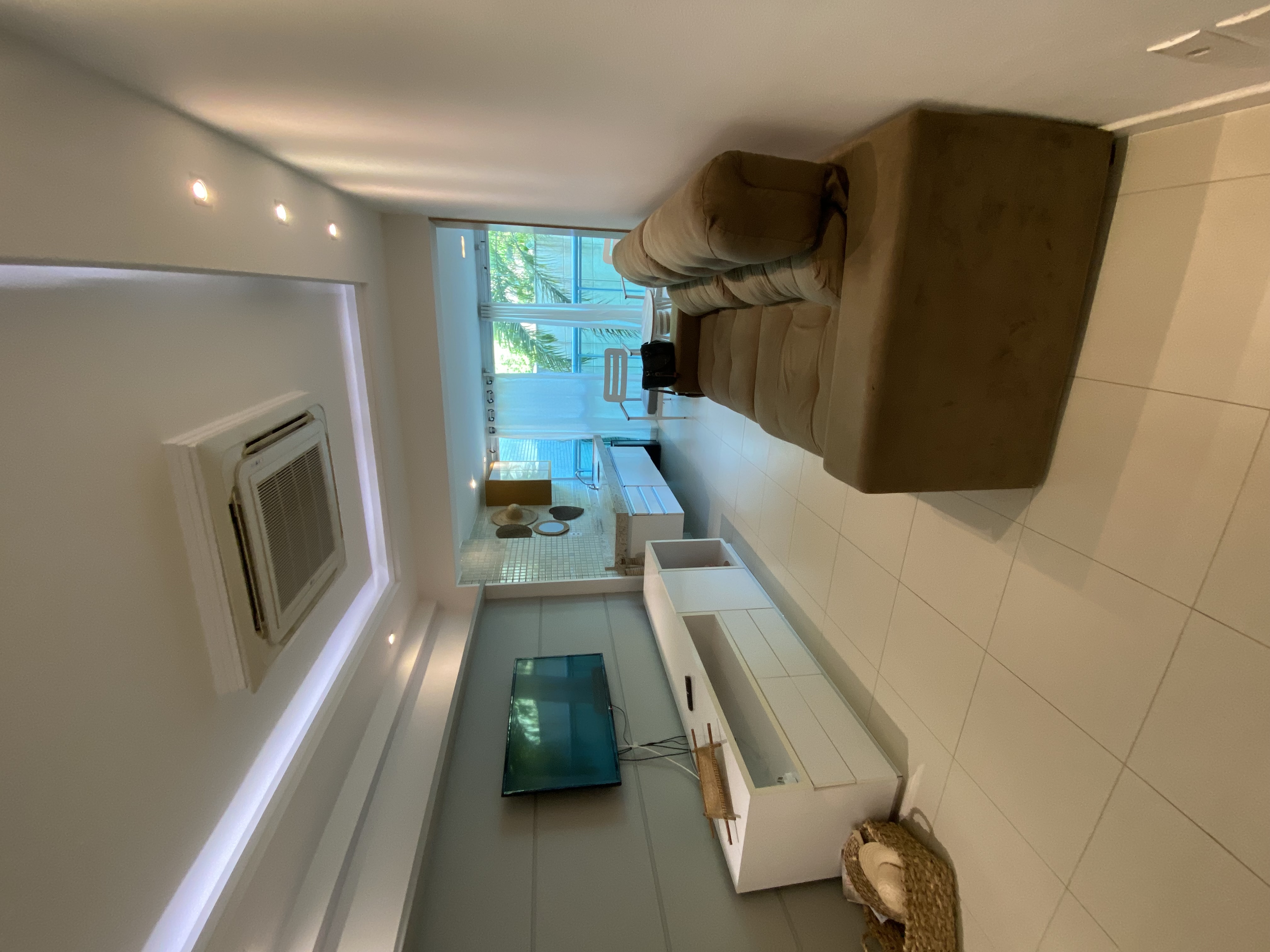 Apartamento com 1 Quarto para Alugar, 65 m² em Ondina - Salvador