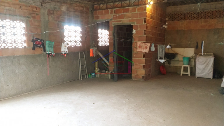 Imagem Casa com 2 Quartos à Venda, 150 m² em Bangu - Rio de Janeiro