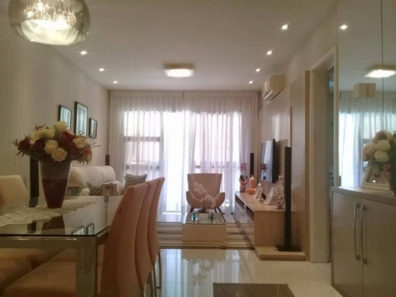 Imagem Apartamento com 2 Quartos à Venda,  em Barra da Tijuca - Rio de Janeiro