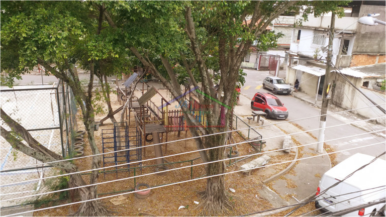 Imagem Casa com 2 Quartos à Venda, 150 m² em Bangu - Rio de Janeiro
