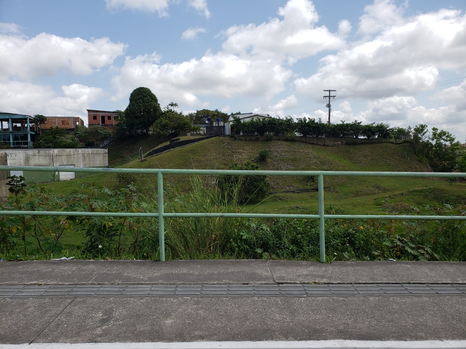 Imagem Terreno à Venda, 22 m²em CIA I - Simões Filho