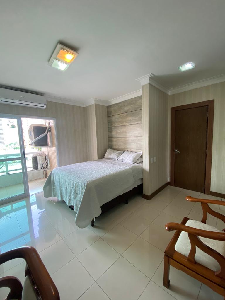 Imagem Apartamento com 4 Quartos à Venda, 198 m²em Umarizal - Belém