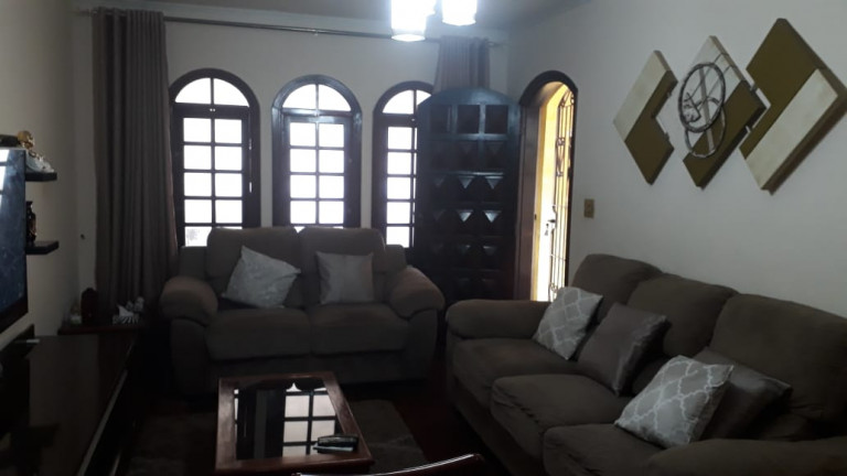 Imagem Sobrado com 3 Quartos à Venda, 130 m² em Jardim Piqueroby - São Paulo Imagem Sobrado com 3 Quartos à Venda, 130 m² em Jardim Piqueroby - São Paulo