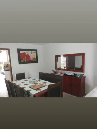 Imagem Casa com 3 Quartos à Venda, 94 m² em Novo Mundo - Curitiba Imagem Casa com 3 Quartos à Venda, 94 m² em Novo Mundo - Curitiba