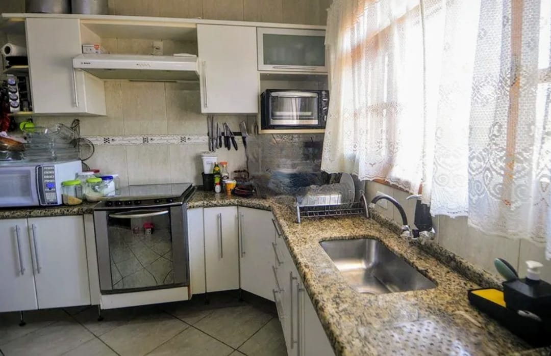 Imagem Sobrado com 3 Quartos à Venda, 240 m² em Residencial Novo Horizonte I - Mogi das Cruzes