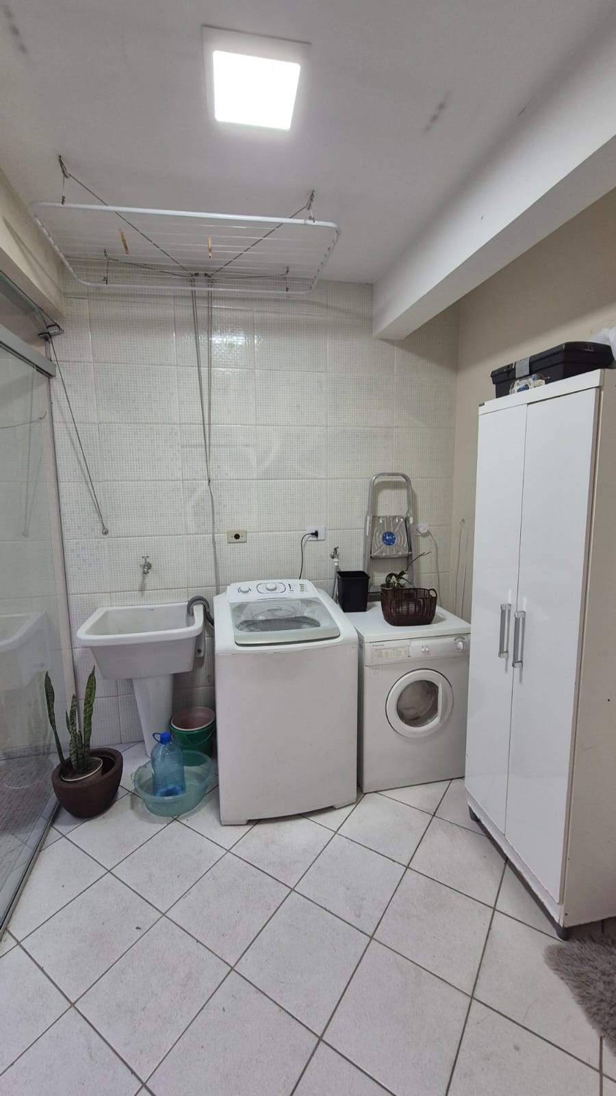 Imagem Sobrado com 3 Quartos à Venda, 177 m² em Cajuru - Curitiba