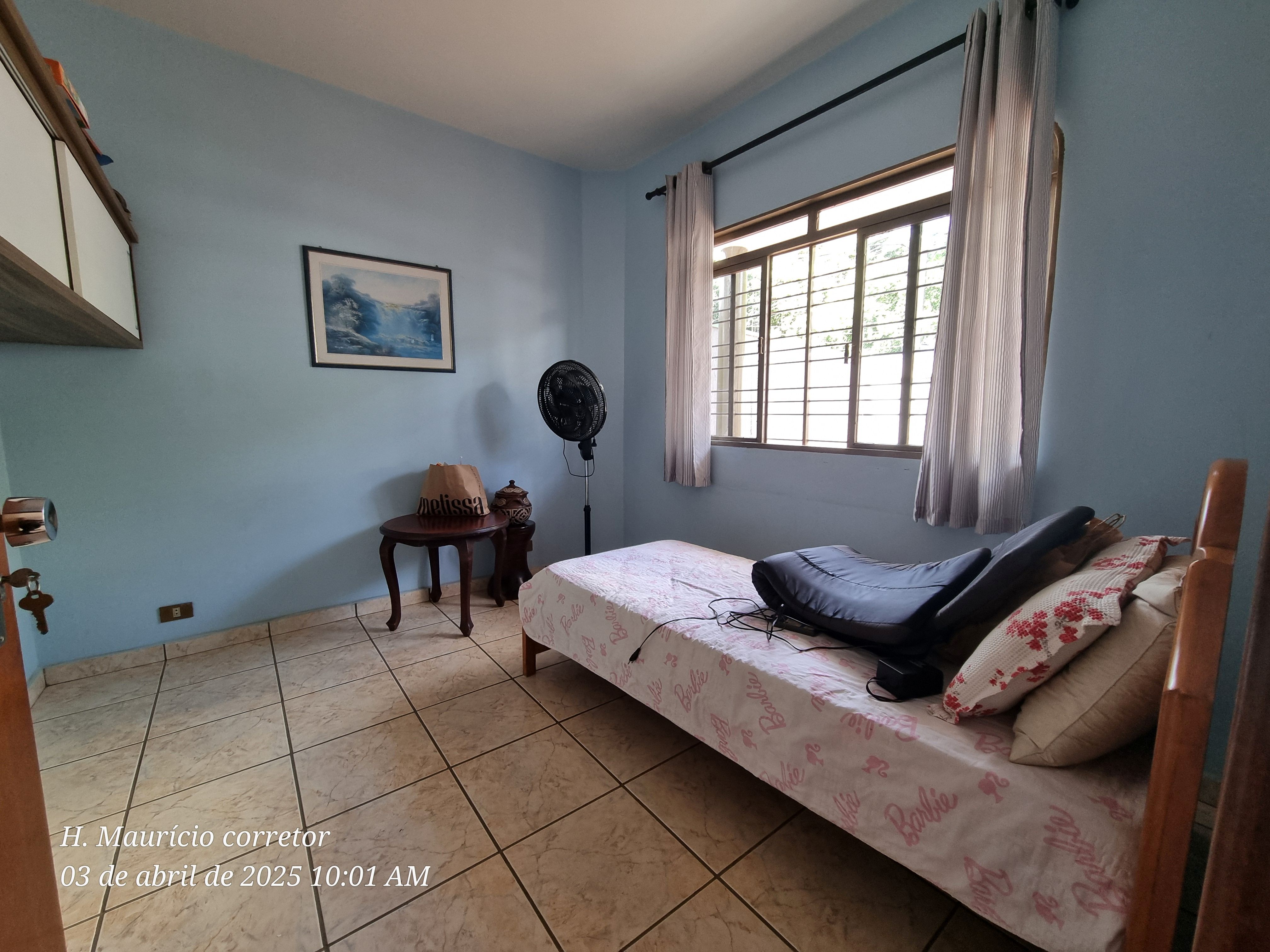 Imagem Sobrado com 4 Quartos à Venda, 250 m² em Setor Jaó - Goiânia