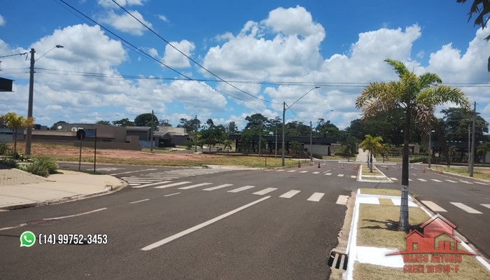 Imagem Terreno em Condomínio à Venda, 300 m² em RESIDENCIAL VILA DE LEÓN 1 - PIRATININGA Imagem Terreno em Condomínio à Venda, 300 m² em RESIDENCIAL VILA DE LEÓN 1 - PIRATININGA