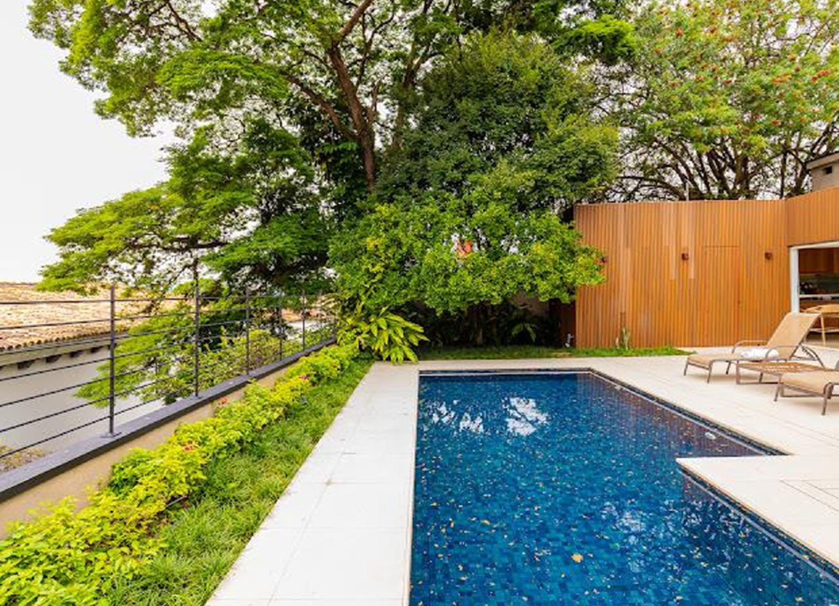 Imagem Casa de Vila com 3 Quartos à Venda, 608 m² em Jardim Guedala - São Paulo