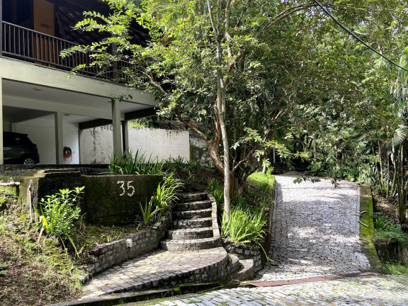 Casa de Condomínio com 4 Quartos à Venda, 250 m² em Maria Paula - Niterói