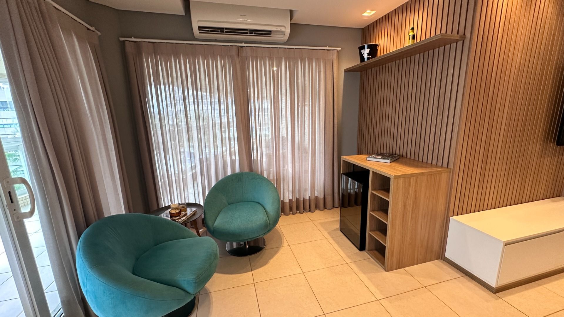 Imagem Apartamento com 4 Quartos à Venda, 186 m²em Riviera - Bertioga