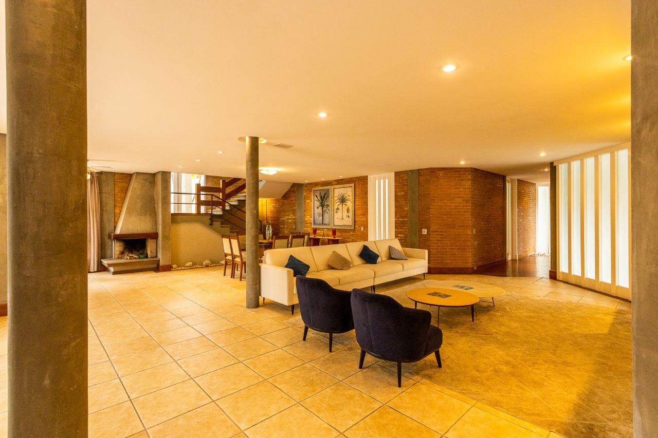 Imagem Casa de Condomínio com 4 Quartos à Venda ou Locação, 750 m² em Tamboré - Santana de Parnaíba