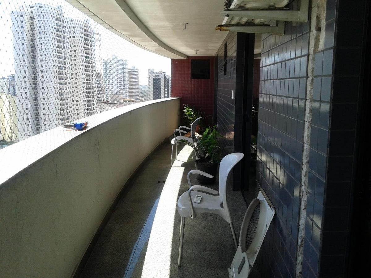 Imagem Apartamento com 3 Quartos à Venda, 217 m²em Cremação - Belém