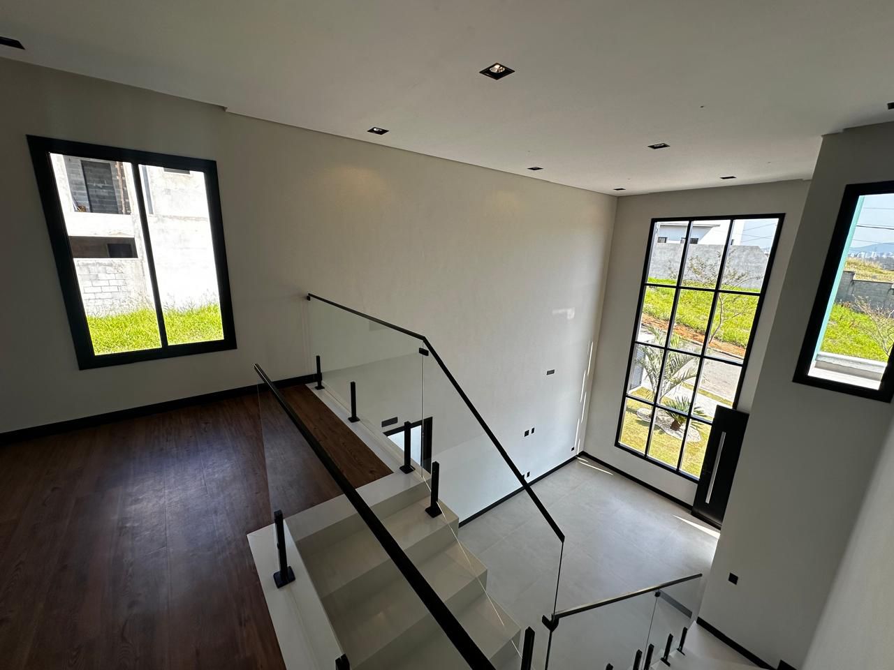 Imagem Casa de Condomínio com 4 Quartos à Venda, 234 m²em Cézar de Souza - Mogi das Cruzes Imagem Casa de Condomínio com 4 Quartos à Venda, 234 m²em Cézar de Souza - Mogi das Cruzes