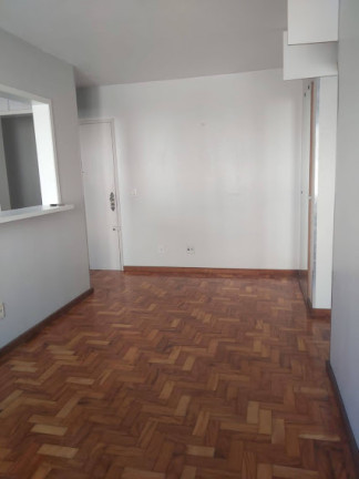 Imagem Apartamento com 1 Quarto à Venda,  em Vila Ipiranga - Porto Alegre