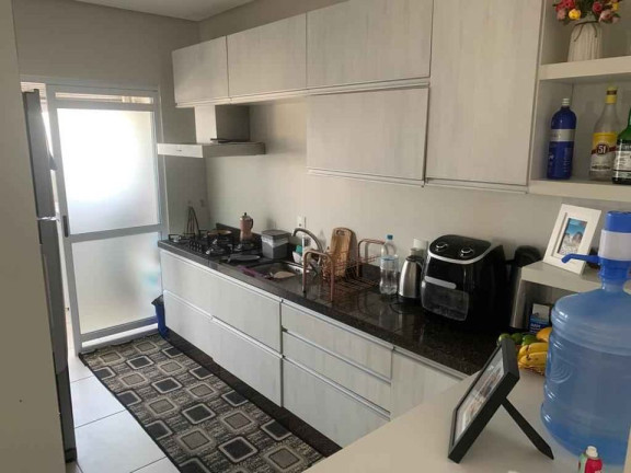 Imagem Apartamento com 3 Quartos à Venda, Locação ou Temporada, em Comerciário - Criciúma Imagem Apartamento com 3 Quartos à Venda, Locação ou Temporada, em Comerciário - Criciúma