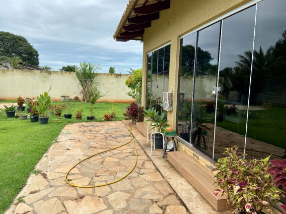 Imagem Casa de Condomínio com 3 Quartos à Venda, 160 m² em Condomínio Parque dos Cisnes - Goiânia