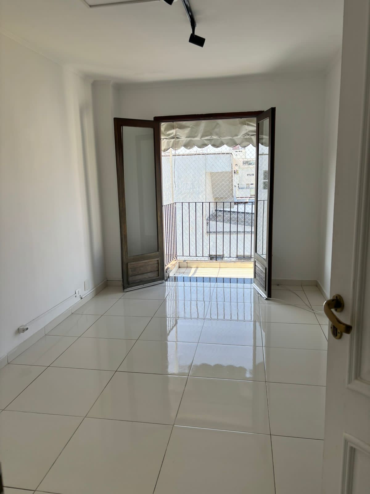Imagem Apartamento com 1 Quarto para Alugar, 100 m²em Planalto Paulista - São Paulo