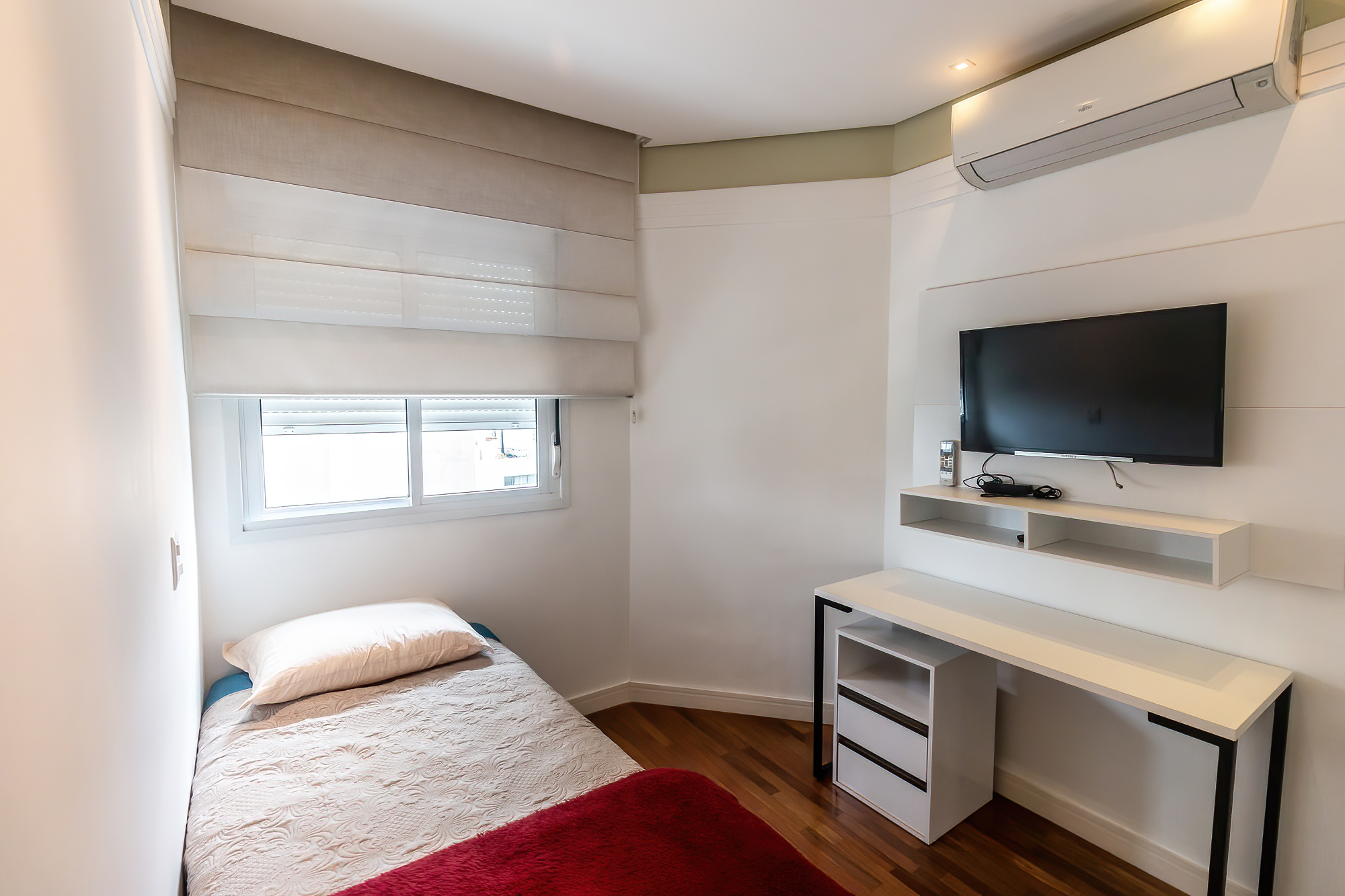 Imagem Apartamento com 2 Quartos para Alugar, 97 m² em Jardim Europa - São Paulo