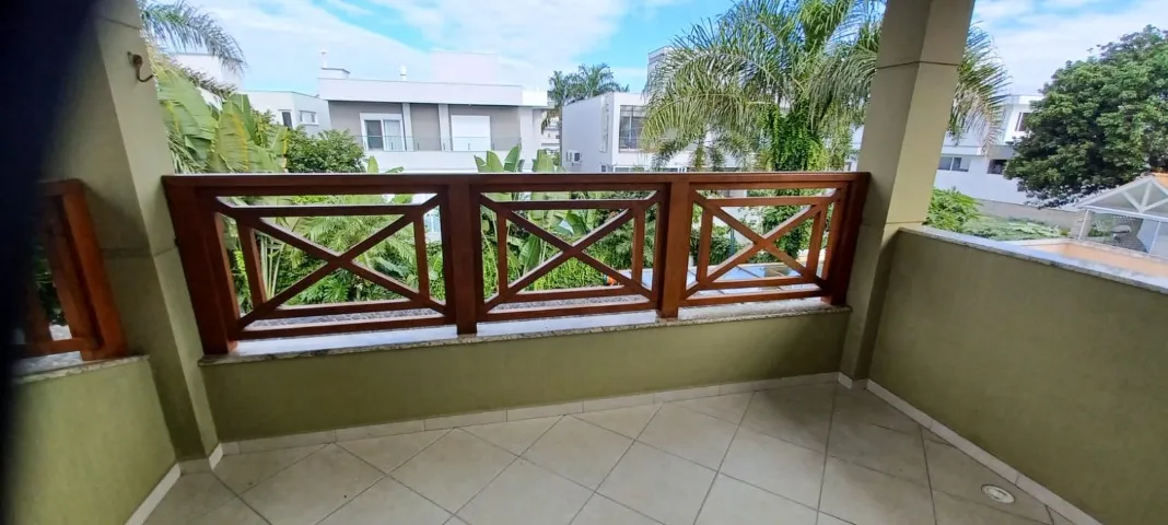 Imagem Casa com 3 Quartos à Venda, 263 m² em Jurerê Internacional - Florianópolis