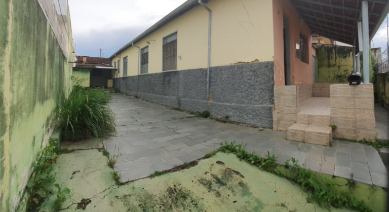Casa com 2 Quartos à Venda, 130 m² em Vila Paulo Romeu - Cruzeiro