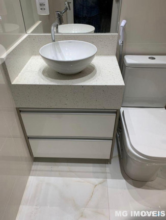 Imagem Apartamento com 2 Quartos à Venda,  em Centro - Balneário Camboriú