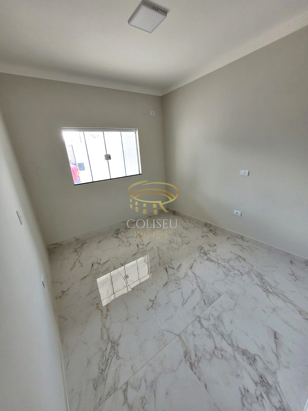 Imagem Casa com 3 Quartos à Venda, 104 m²em Jardim Novo Oásis - Maringá Imagem Casa com 3 Quartos à Venda, 104 m²em Jardim Novo Oásis - Maringá