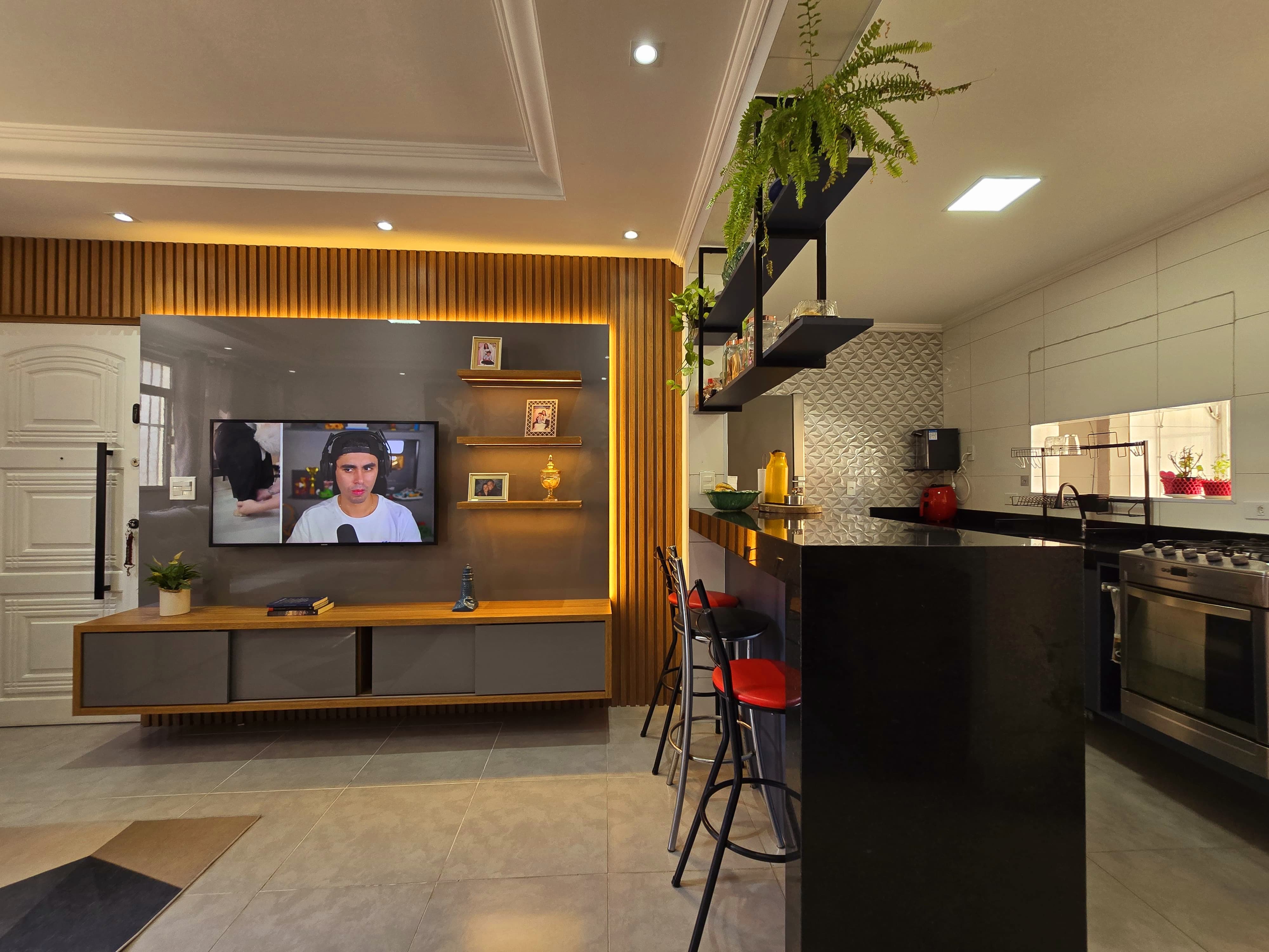 Imagem Apartamento com 2 Quartos à Venda, 75 m²em Ponta da Praia - Santos