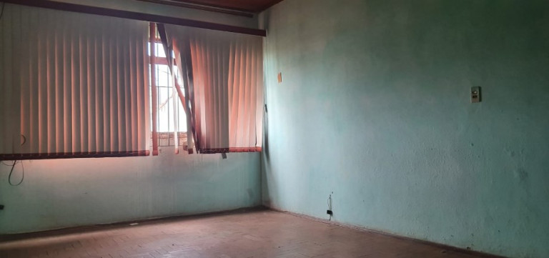 Imagem Casa com 2 Quartos à Venda, 121 m² em Vila Paulo Romeu - Cruzeiro Imagem Casa com 2 Quartos à Venda, 121 m² em Vila Paulo Romeu - Cruzeiro
