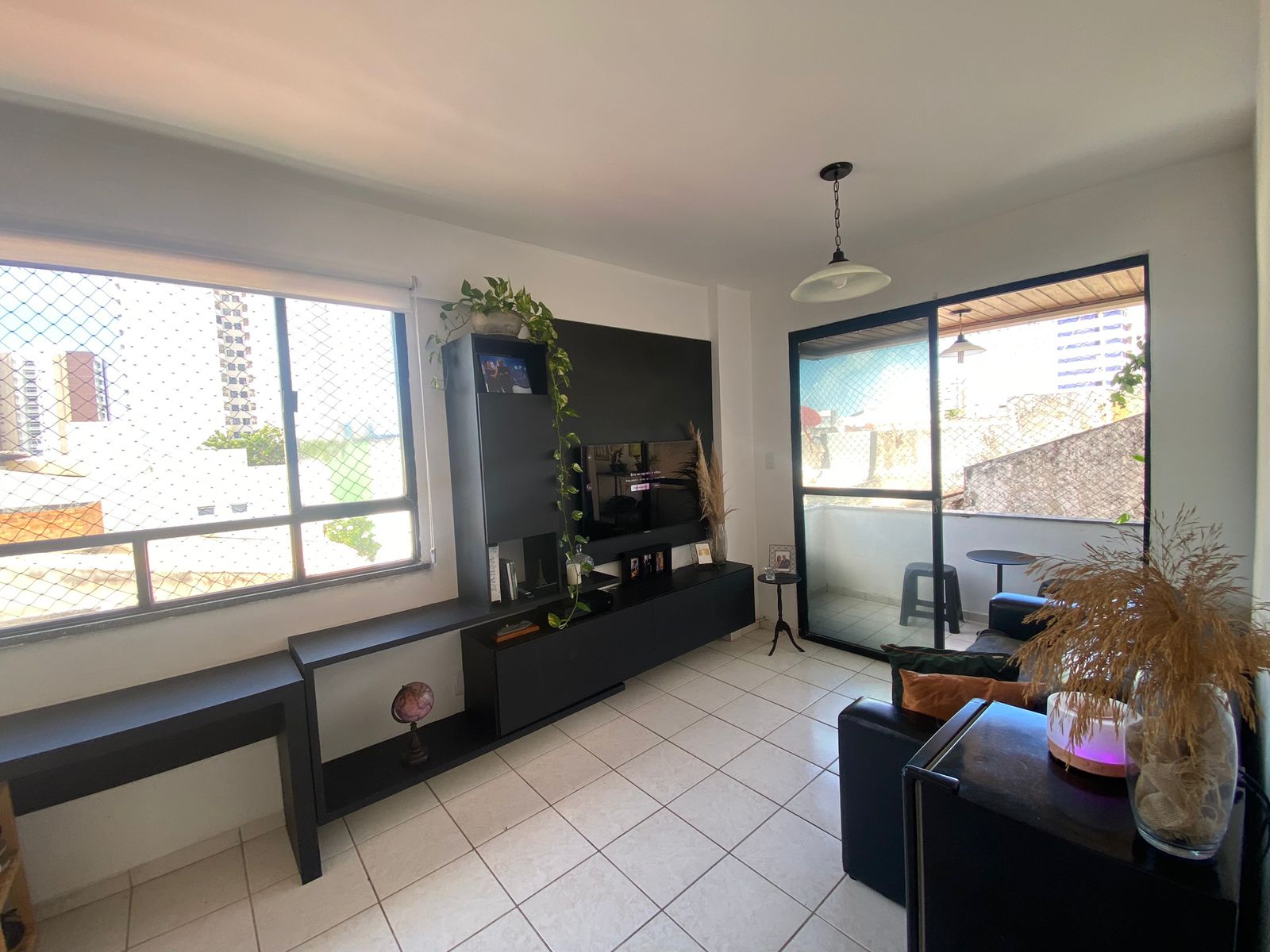 Imagem Apartamento com 2 Quartos à Venda, 81 m² em Atalaia - Aracaju