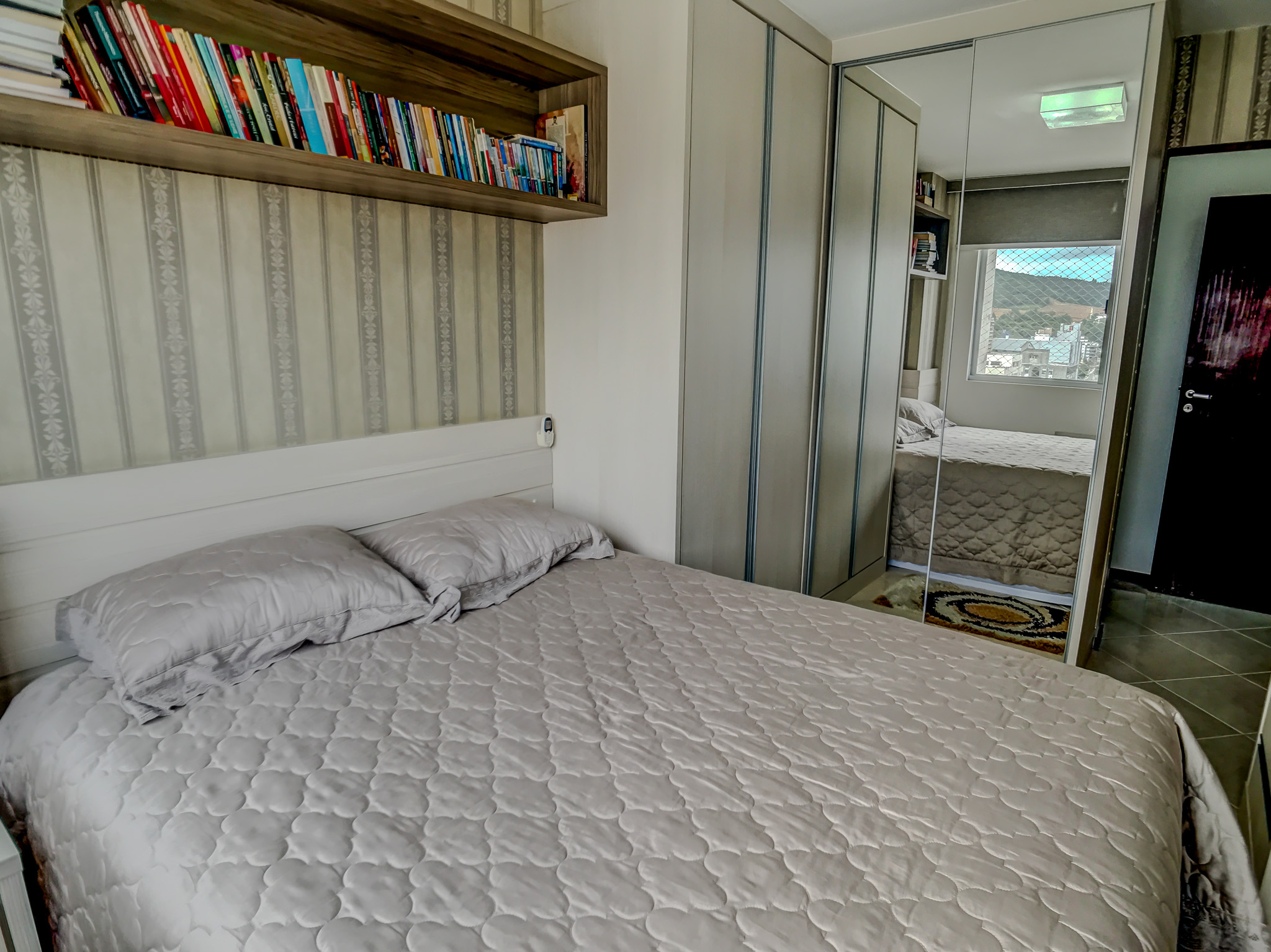 Imagem Apartamento com 2 Quartos à Venda, 76 m²em Centro - Criciúma