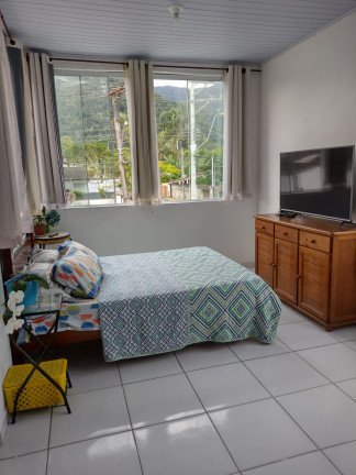 Imagem Sobrado com 3 Quartos à Venda,  em Massaguaçu - Caraguatatuba