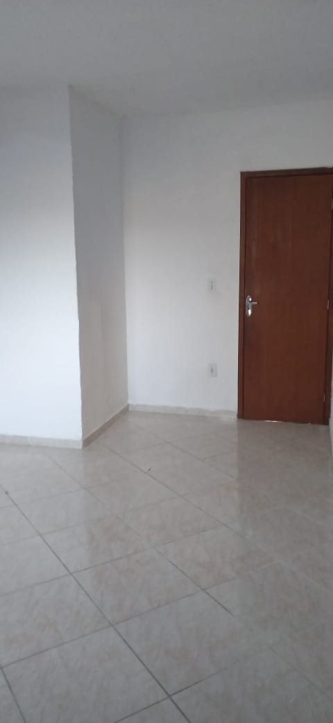 Imagem Casa com 2 Quartos para Alugar, 60 m²em Cabuçu - Nova Iguaçu