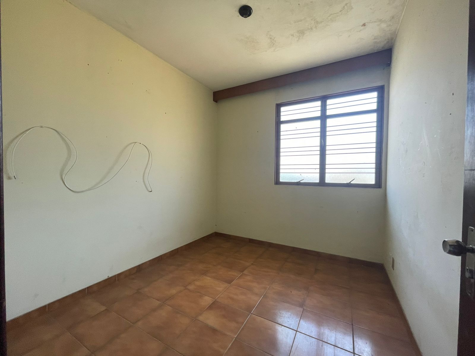Imagem Sobrado com 4 Quartos à Venda, 399 m²em Setor Leste Universitário - Goiânia Imagem Sobrado com 4 Quartos à Venda, 399 m²em Setor Leste Universitário - Goiânia