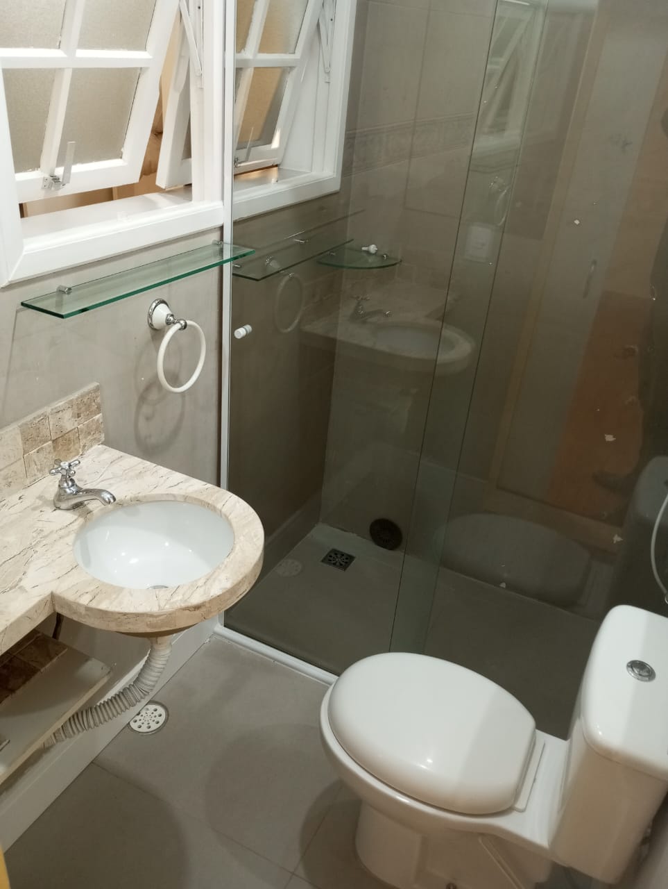 Imagem Sobrado com 3 Quartos para Alugar, 135 m²em Indianópolis - São Paulo