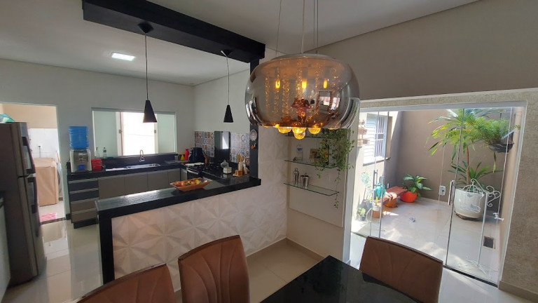 Imagem Casa com 2 Quartos à Venda, 200 m² em Jardim dos Lagos - Nova Odessa
