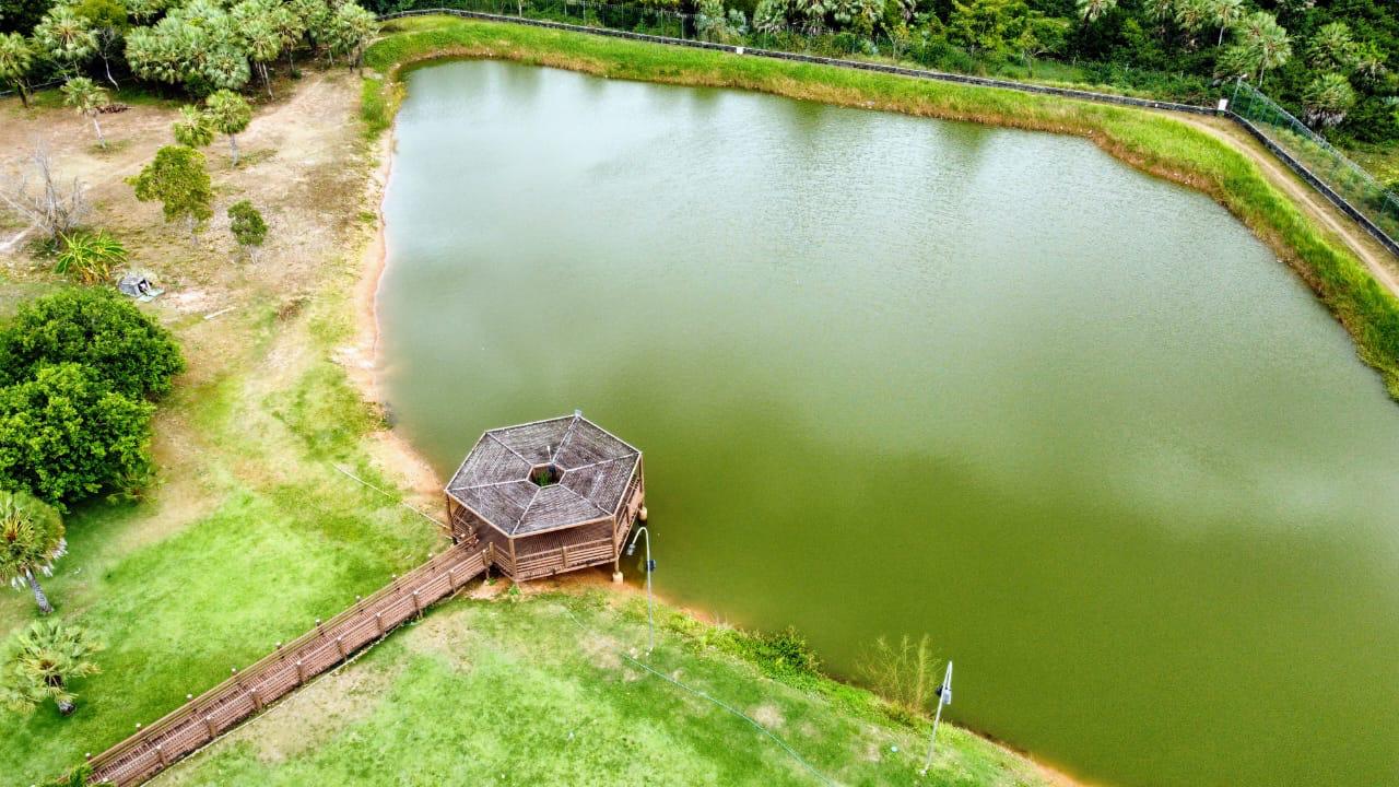 Imagem Casa com 4 Quartos à Venda, 270 m²em Coaçu - Eusébio 