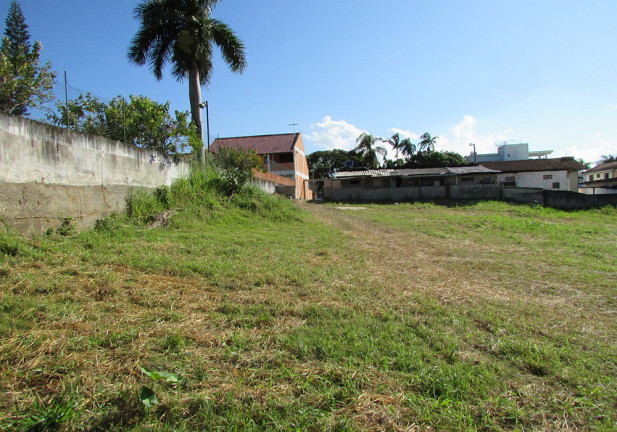 Imagem Terreno à Venda, 1.255 m² em Centro - Camboriú Imagem Terreno à Venda, 1.255 m² em Centro - Camboriú