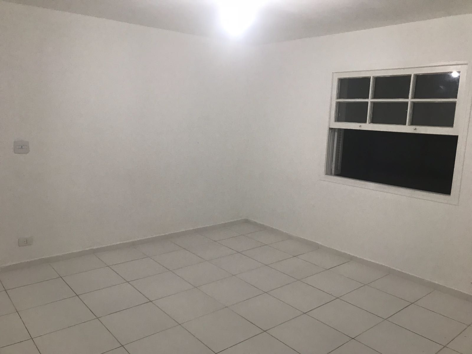 Imagem Casa com 1 Quarto para Alugar, 57 m²em Jardim Itália - São Paulo