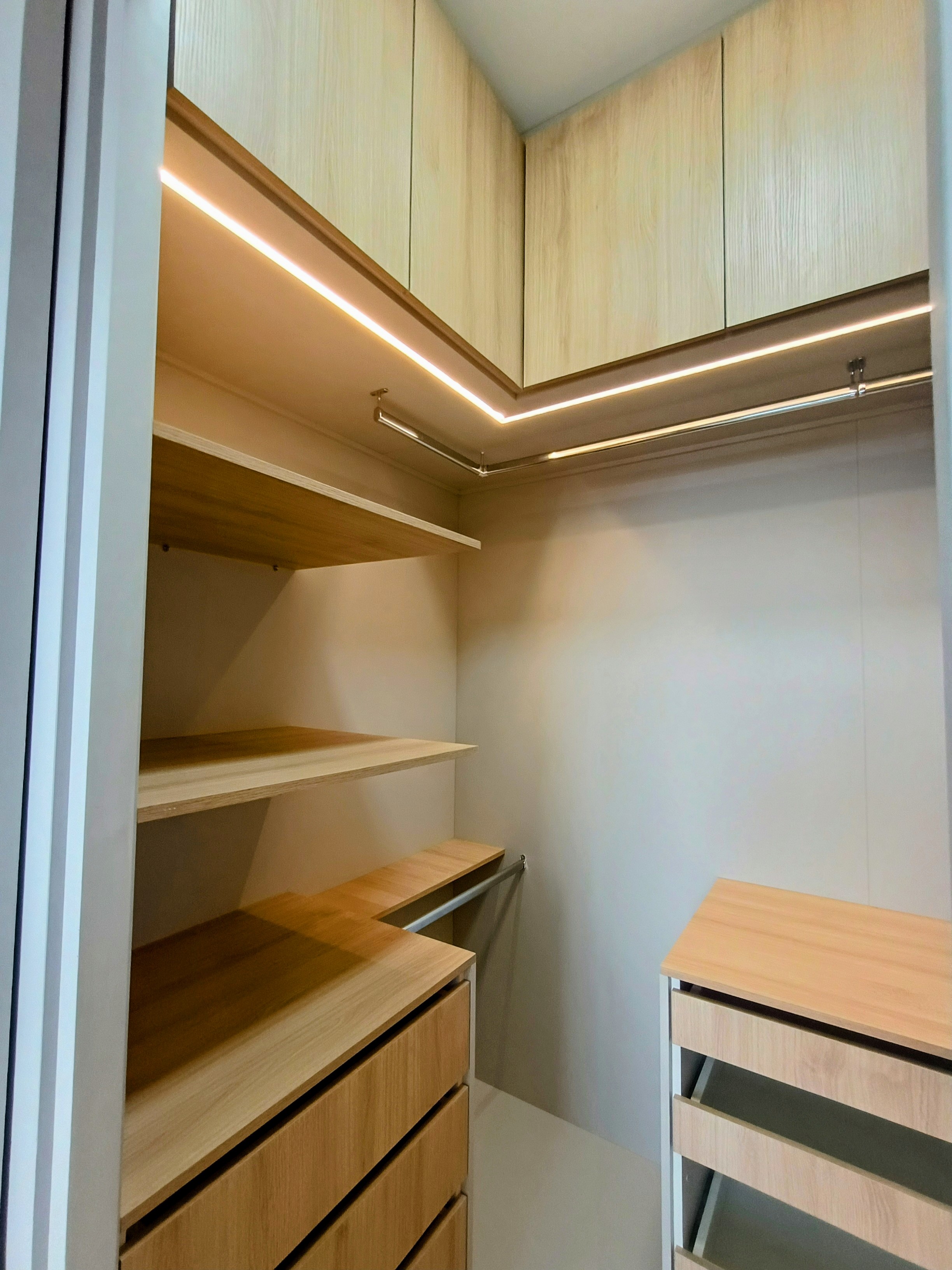 Imagem Apartamento com 3 Quartos para Alugar, 89 m² em Jardim Leblon - Cuiabá
