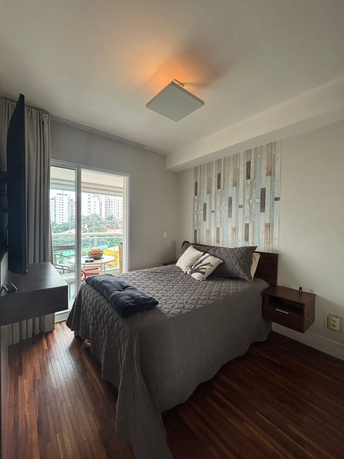 Imagem Apartamento com 1 Quarto para Alugar, 50 m² em Campo Belo - São Paulo