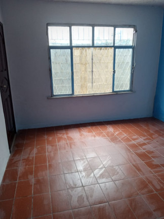 Imagem Casa com 2 Quartos à Venda, 50 m² em São Pedro - Teresópolis