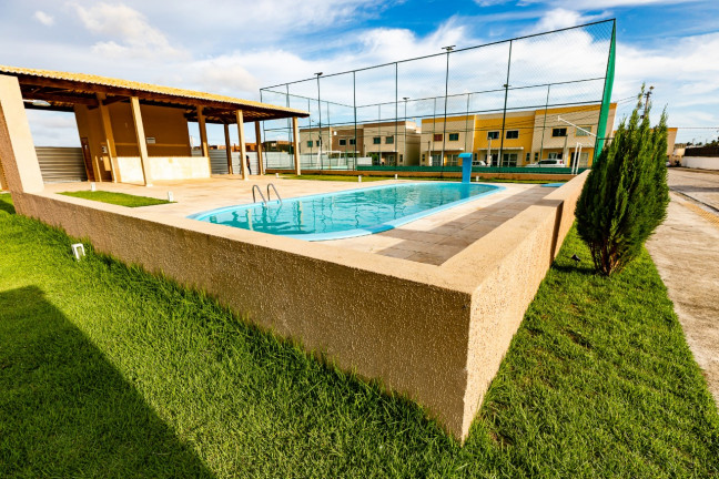 Imagem Casa de Condomínio com 2 Quartos à Venda, 77 m² em Pajuçara - Natal
