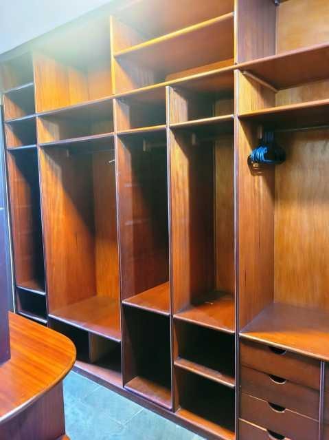 Imagem Casa com 3 Quartos à Venda, 1 m²em Camboinhas - Niterói