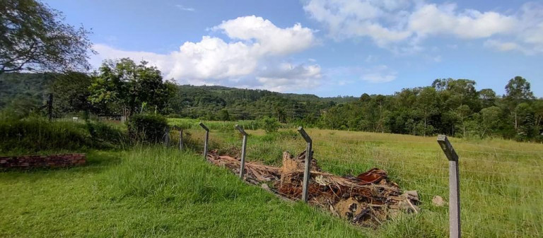 Imagem Chácara com 3 Quartos à Venda, 170 m² em Vila São Jorge - Siderópolis